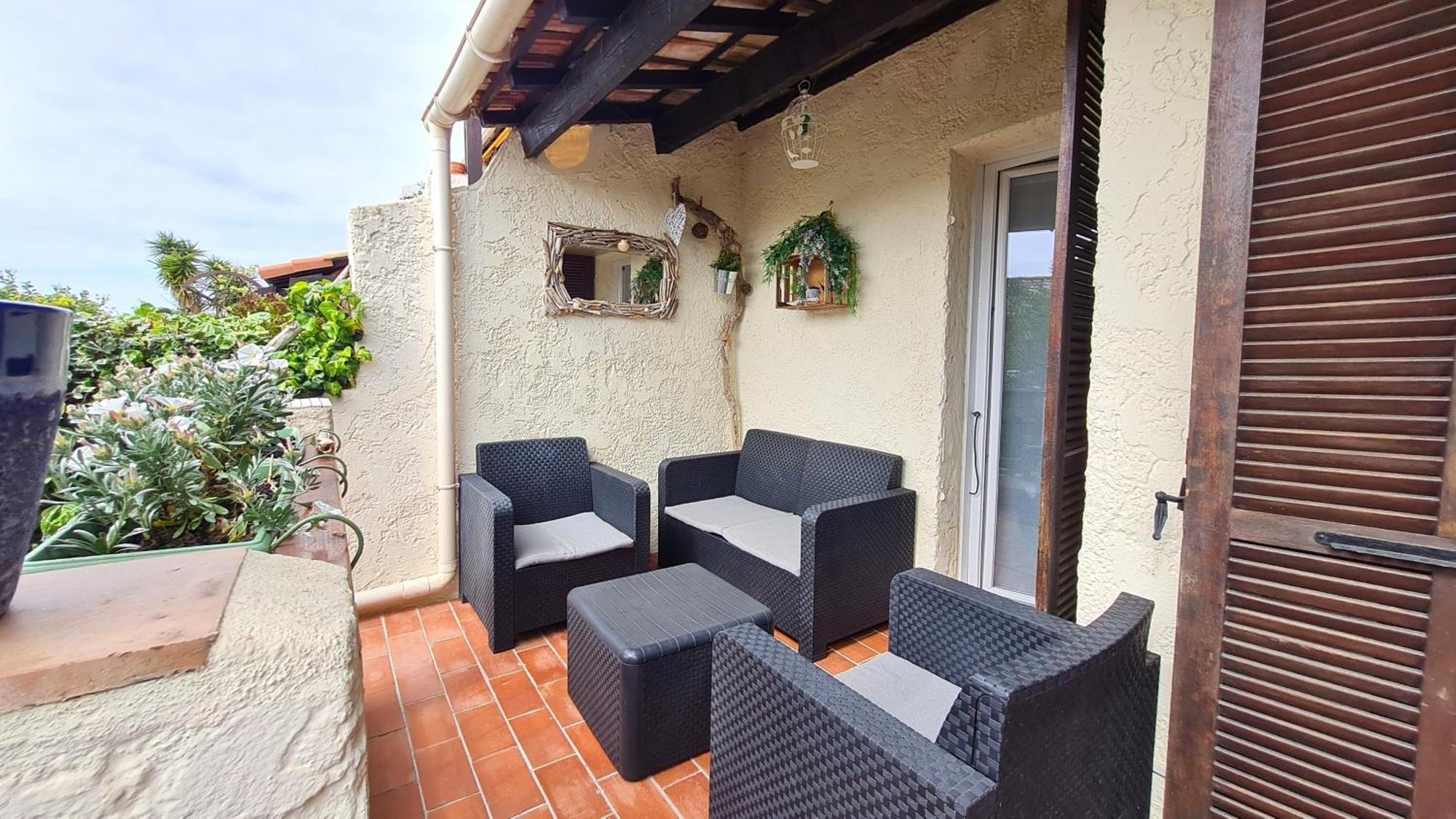 Bel Appartement Renove, Avec Terrasse Et Piscine La Croix-Valmer Exterior photo